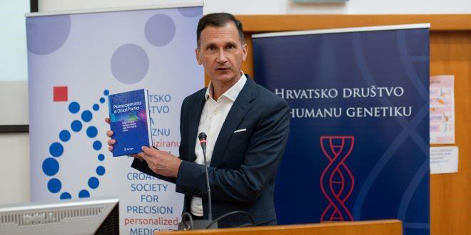 Prof. Dr. Dragan Primorac präsentiert das Buch "Pharmacogenomics in Clinical Practice"